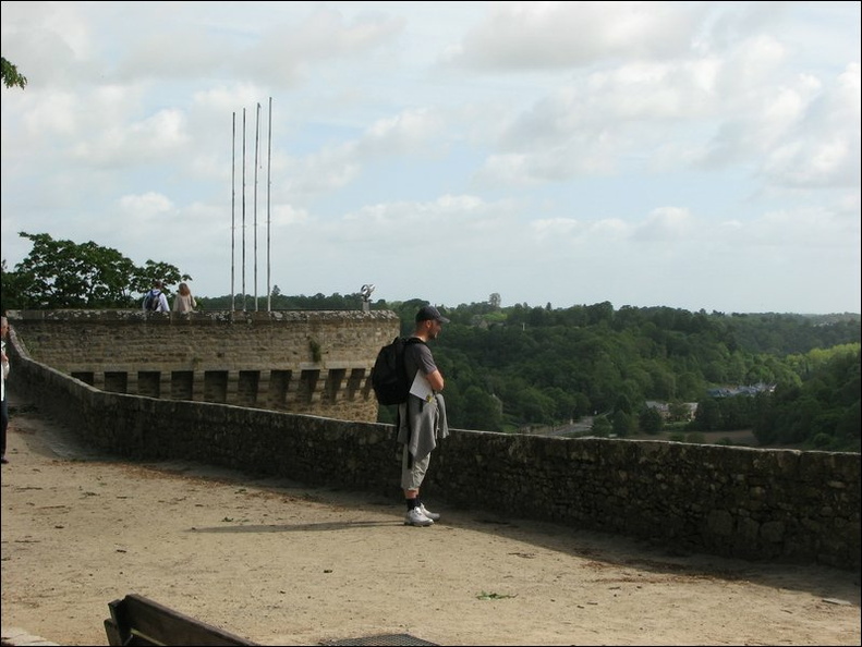 dinan 12